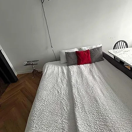 Miro Skolas - Quiet Chic, Free Parking, Self Check-in