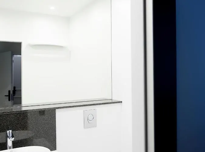 Miro Skolas - Quiet Chic, Free Parking, Self Check-in Aparthotel 4*