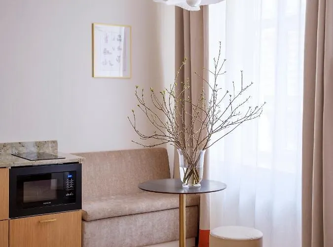 Miro Skolas - Quiet Chic, Free Parking, Self Check-in 4*